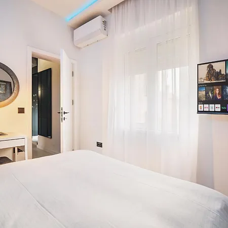 Prime Location Modern Luxury In Bohemian Skadarlija! * Belgrade