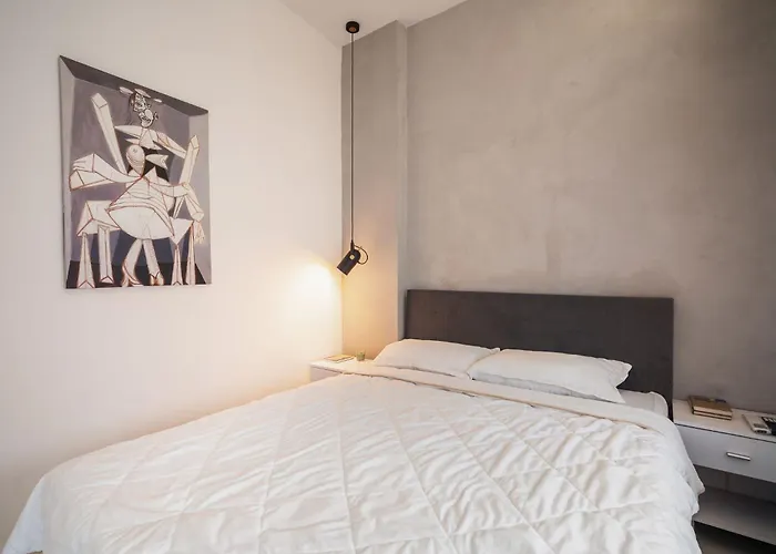 Apartamento Prime Location Modern Luxury In Bohemian Skadarlija!