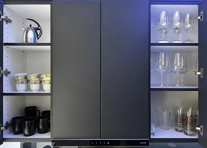 Prime Location Modern Luxury In Bohemian Skadarlija! * Belgrado